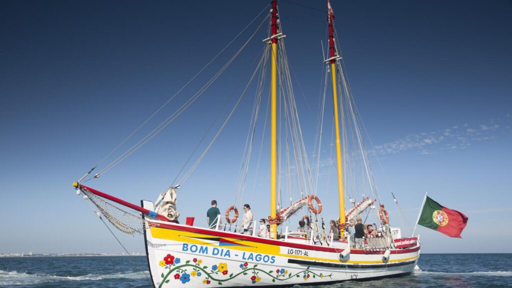 itinerary_lg_Portugal_Lagos_Boat_Cruise_-_IMG0957_Lg_RGB